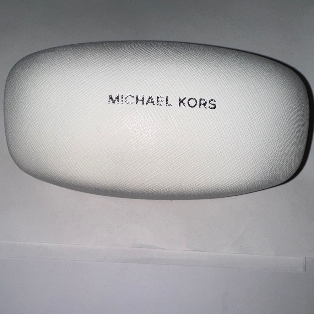 Michael Kors White Sunglasses Case – Clamshell with Cleaning Cloth